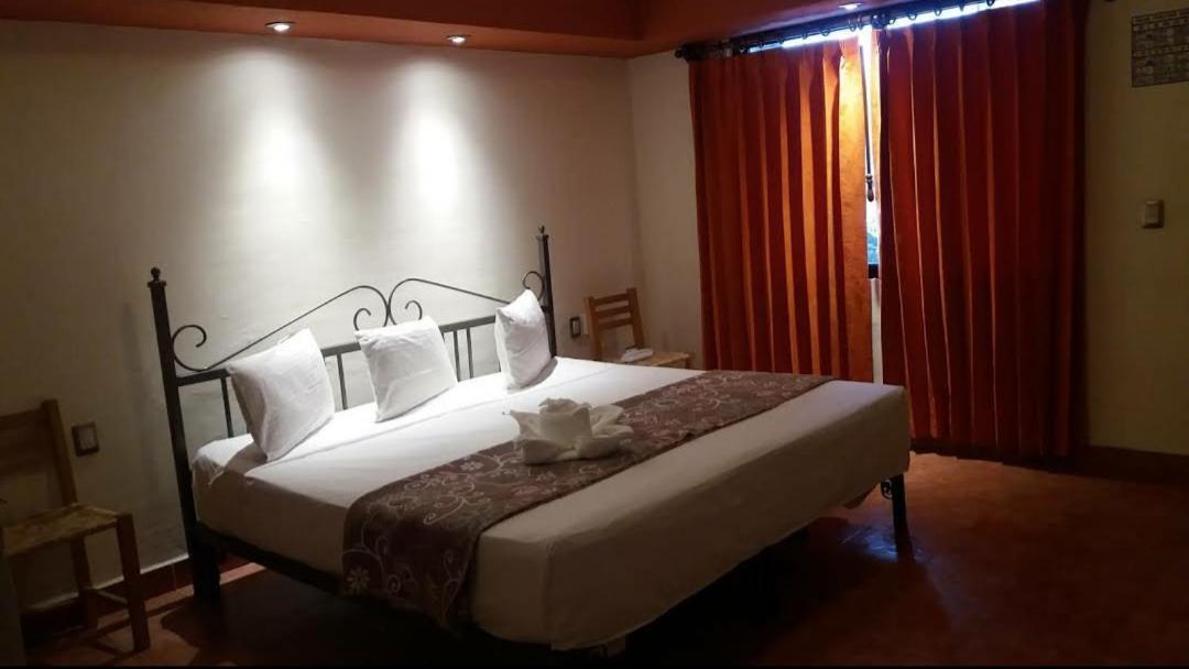 Hotel Maya 2012 Amacuzac المظهر الخارجي الصورة